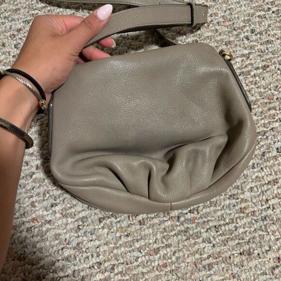 MARC by Marc Jacobs Q Natasha Leather Crossbody Bag - Picture 4 of 10